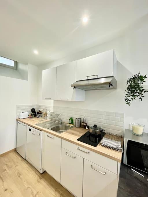 רודז Hyper Centre Appartement Cosy Wifi מראה חיצוני תמונה