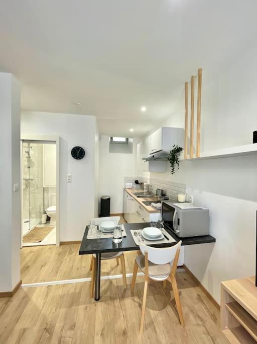 רודז Hyper Centre Appartement Cosy Wifi מראה חיצוני תמונה