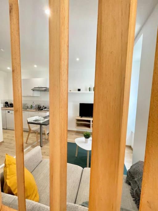 רודז Hyper Centre Appartement Cosy Wifi מראה חיצוני תמונה
